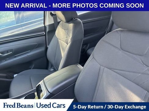 Certified 2024 Hyundai Tucson SE image 2