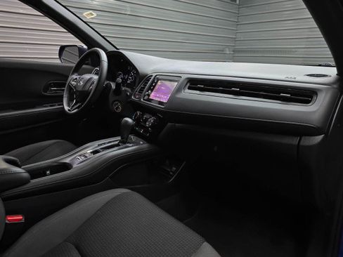 Used 2022 Honda HR-V Sport image 12