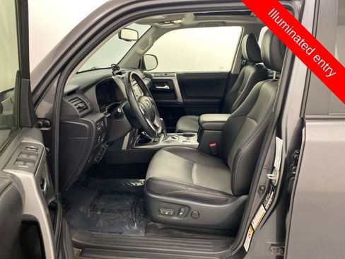 Used 2016 Toyota 4Runner SR5 Premium AWD/4WD image 12
