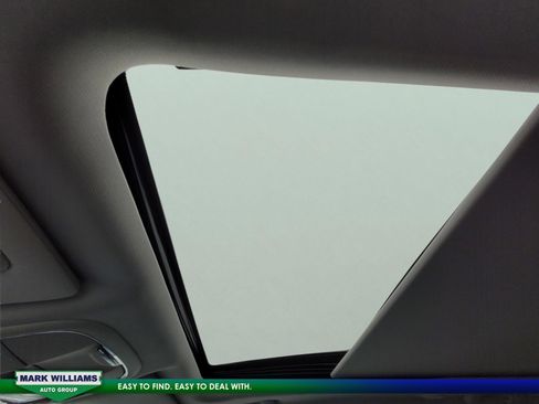 Used 2022 Jeep Cherokee Limited w/ Elite Package image 29