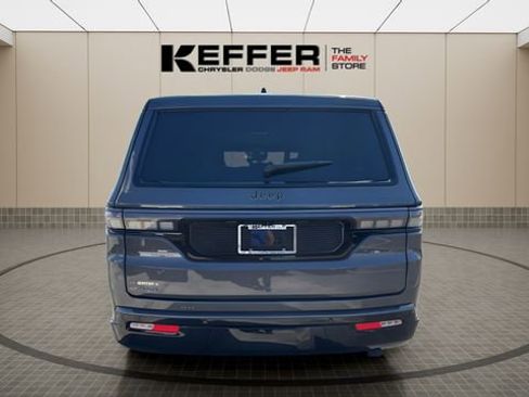New 2026 Jeep Grand Wagoneer L Limited AWD/4WD image 4