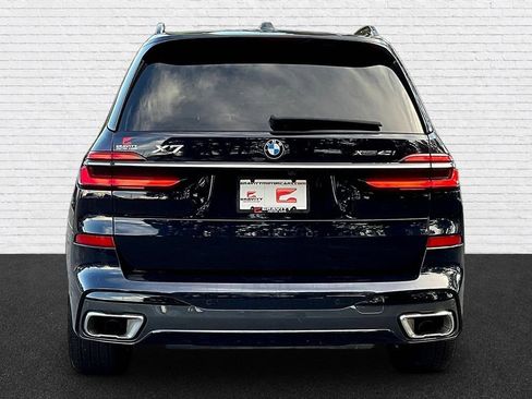 Used 2023 BMW X7 xDrive40i AWD/4WD image 4