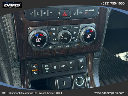 Used 2017 Chevrolet Traverse Premier image 35