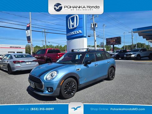 Used 2017 MINI Cooper Clubman ALL4 AWD/4WD image 1