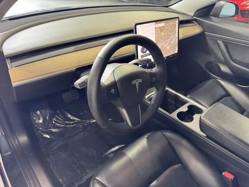 Used 2021 Tesla Model 3 Standard Range Plus image 11