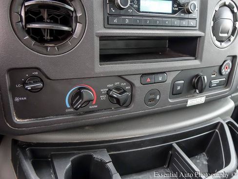 Used 2022 Ford E-350 and Econoline 350 Super Duty RWD image 13