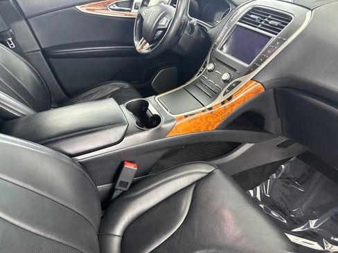 Used 2018 Lincoln MKX Reserve w/ Luxury Package AWD/4WD image 25