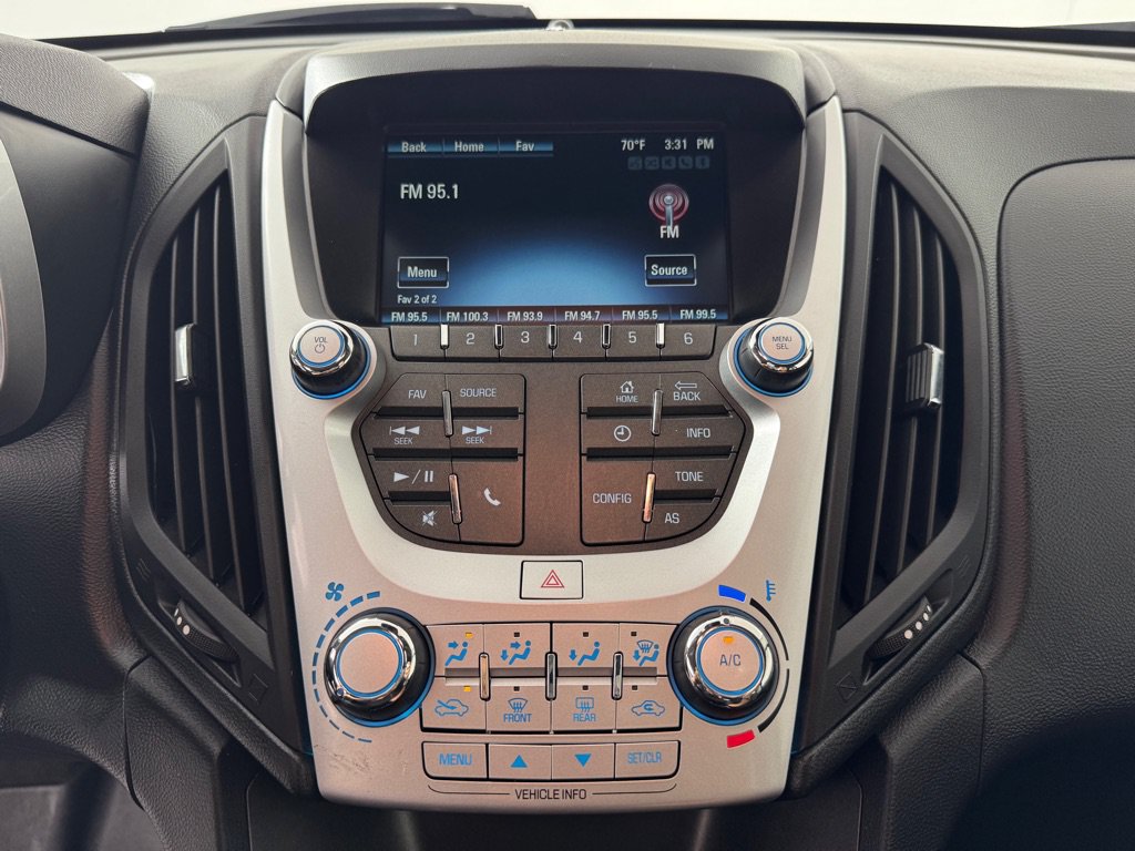 Used 2017 Chevrolet Equinox LT FWD image 14