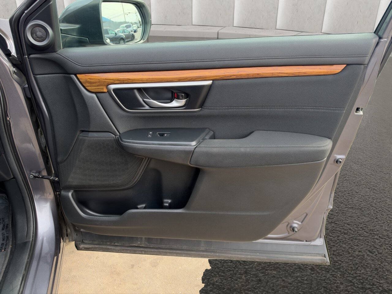 Used 2019 Honda CR-V EX image 12