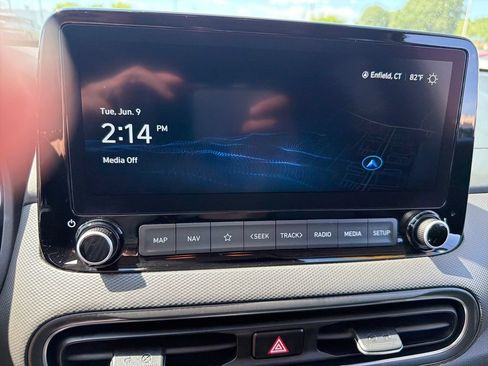 Used 2023 Hyundai Kona Limited AWD/4WD image 20
