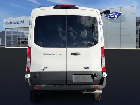 Used 2024 Ford Transit 350 148 Medium Roof AWD image 5