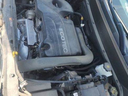 Used 2020 Chevrolet Equinox LT AWD/4WD image 12