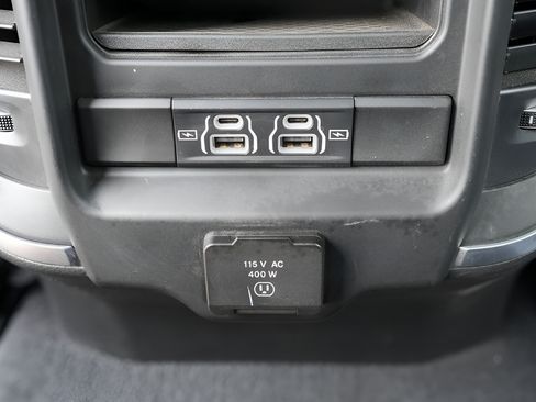 Used 2025 RAM 1500 Big Horn AWD/4WD image 18