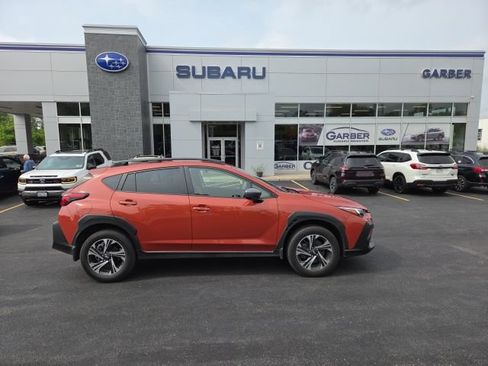 Used 2024 Subaru Crosstrek 2.0i Premium AWD/4WD image 5