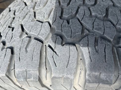 Used 2016 Chevrolet Silverado 2500 LT image 16