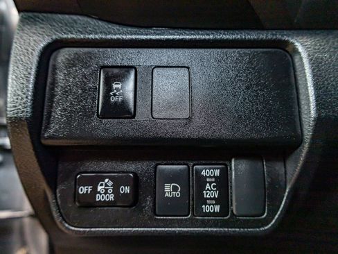 Used 2023 Toyota Tacoma TRD Sport image 15