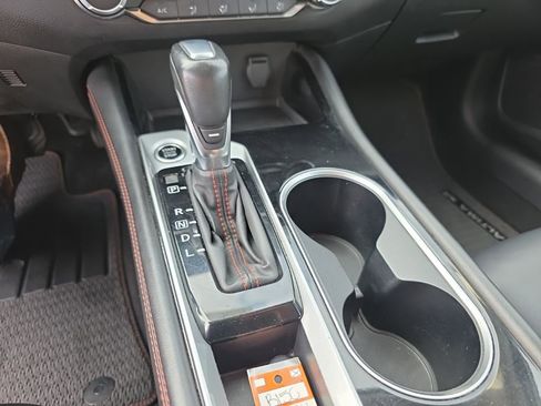 Used 2024 Nissan Altima 2.5 SR image 16