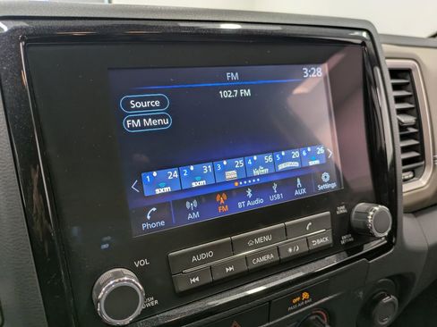 Used 2022 Nissan Frontier SV w/ Technology Package AWD/4WD image 12