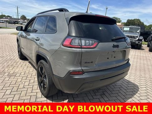 Used 2023 Jeep Cherokee Altitude Lux w/ Lux Elite Package AWD/4WD image 9