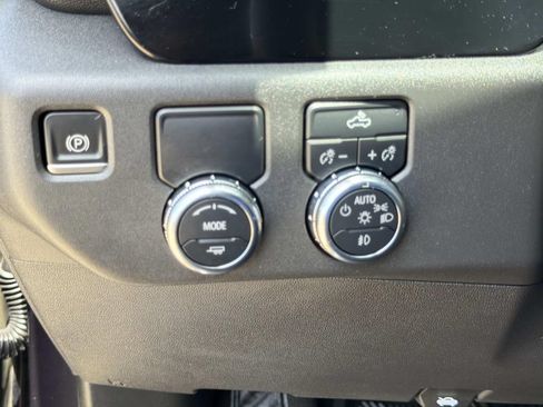 Used 2022 GMC Sierra 1500 Elevation RWD image 24