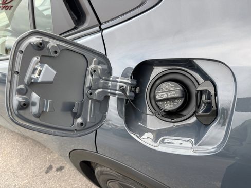 New 2026 Toyota Prius Plug-In Hybrid image 19