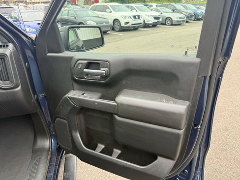 Used 2023 Chevrolet Silverado 1500 Custom w/ LPO, Dark Essentials Package RWD image 14