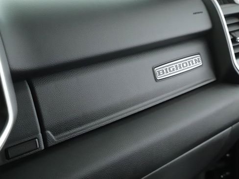 Used 2022 RAM 1500 Big Horn AWD/4WD image 16