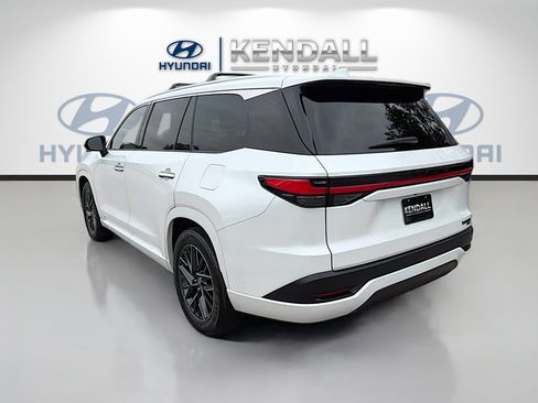 Used 2025 Lexus TX 350 AWD w/ Technology Package image 4