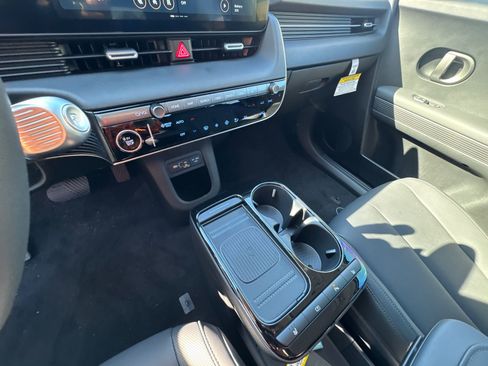 New 2026 Hyundai Ioniq 5 SEL image 32