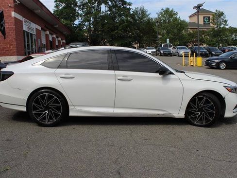Used 2019 Honda Accord Sport image 6