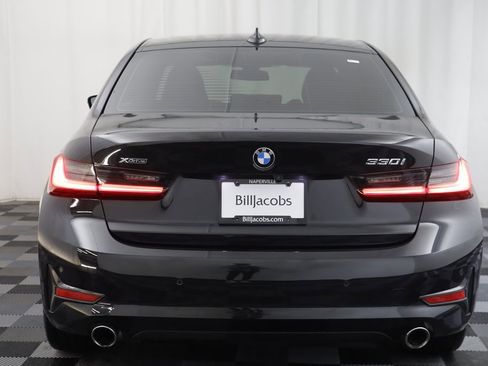 Used 2022 BMW 330i xDrive Sedan w/ Premium Package 2 image 15