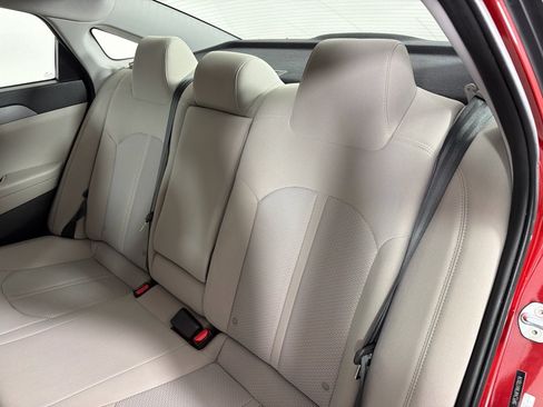 Used 2019 Hyundai Sonata SE FWD image 18