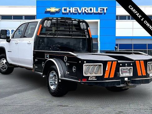 Used 2024 Chevrolet Silverado 3500 LT w/ Convenience Package image 4