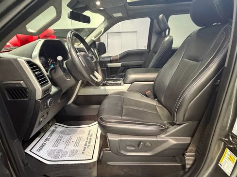 Used 2019 Ford F150 Lariat w/ Equipment Group 502A Luxury AWD/4WD image 48