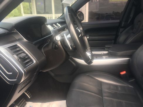 Used 2016 Land Rover Range Rover Sport HSE image 28