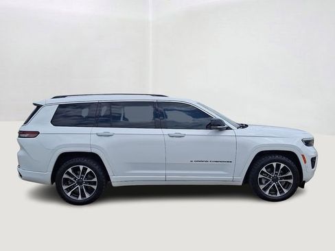 Used 2021 Jeep Grand Cherokee L Overland w/ Luxury Tech Group IV AWD/4WD image 7