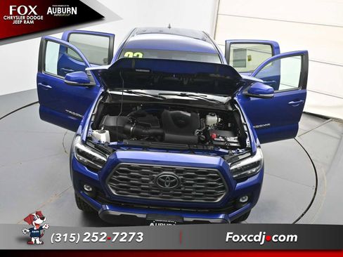 Used 2023 Toyota Tacoma TRD Off-Road AWD/4WD image 34