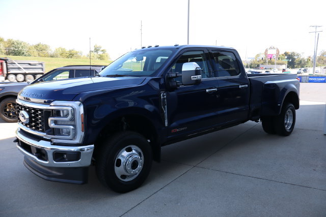 New 2027 Ford F350 Lariat w/ Lariat Ultimate Package AWD/4WD image 5