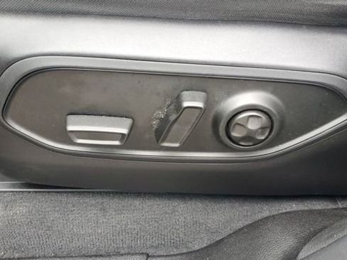 Certified 2023 Jeep Grand Cherokee Limited image 27