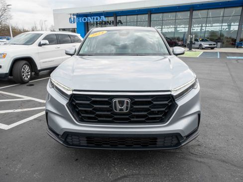 Used 2024 Honda CR-V LX image 2