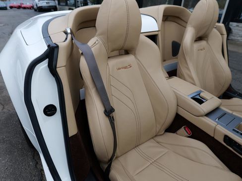 Used 2015 Aston Martin V8 Vantage S RWD image 34