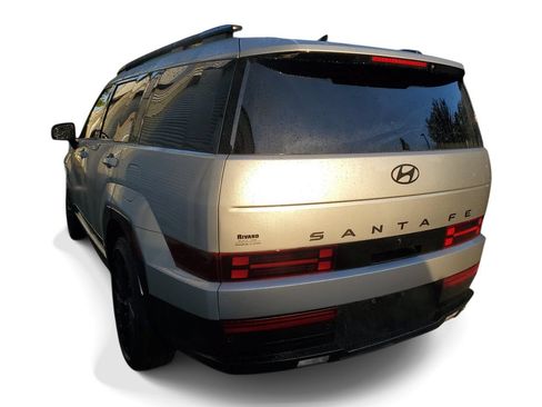Used 2024 Hyundai Santa Fe Calligraphy FWD image 3