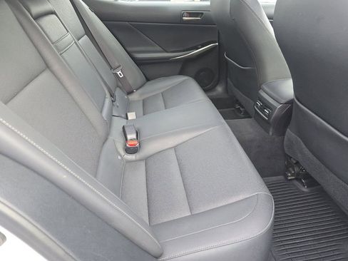 Used 2017 Lexus IS 300 AWD image 20