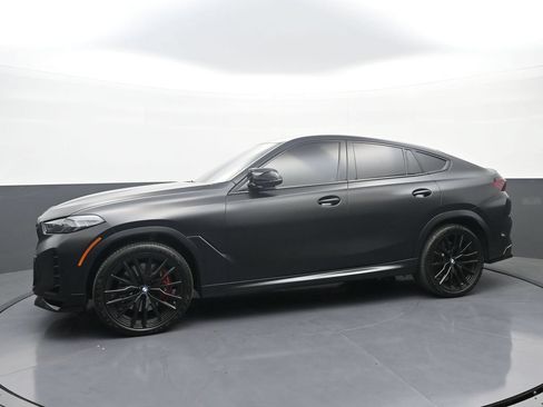 Used 2024 BMW X6 M60i w/ Climate Comfort Package AWD/4WD image 4
