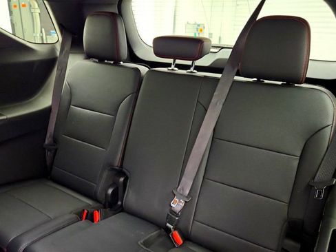 Used 2024 Chevrolet Traverse Z71 AWD/4WD image 21