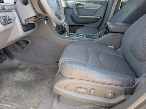 Used 2015 Chevrolet Traverse LS FWD image 9