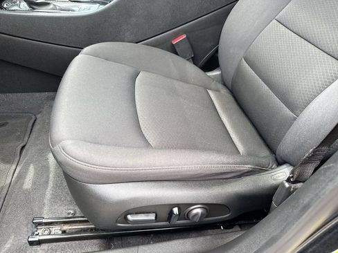 Used 2023 Chevrolet Malibu LT FWD image 11