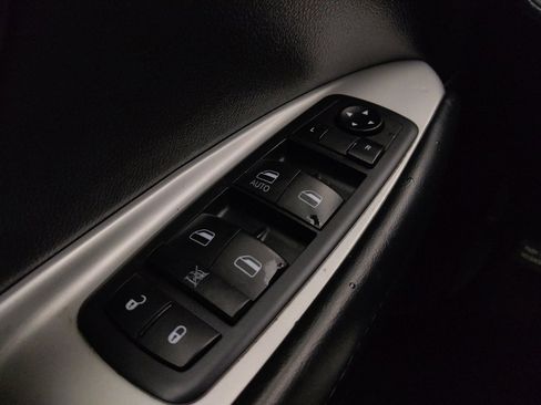 Used 2019 Dodge Journey SE w/ Connectivity Group image 27