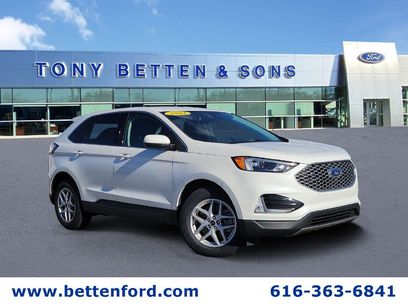 Used 2024 Ford Edge SEL w/ Convenience Package
