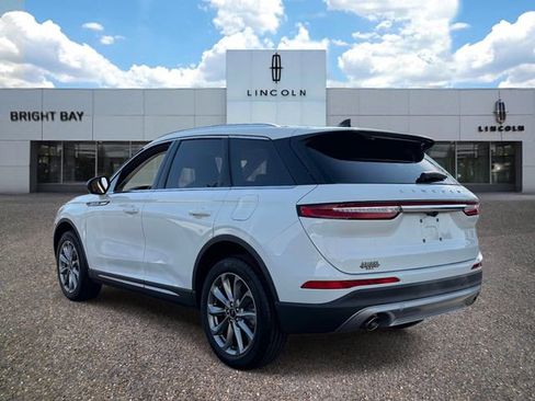 Certified 2022 Lincoln Corsair AWD w/ Premium Package image 4